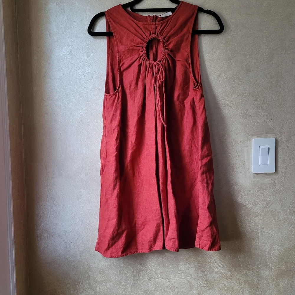 NWT POSSE DOT LINEN CUTOUT DRESS IN JAM RED - Picture 6 of 12